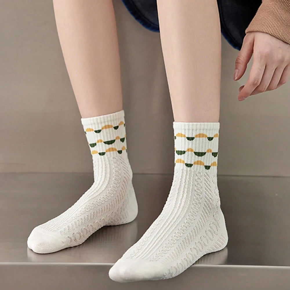 10 Pairs Women Cartoon Socks Fashionable Creative Printed Socks Soft Comfortable Lightweight Green Bottomed Mid Length Socks